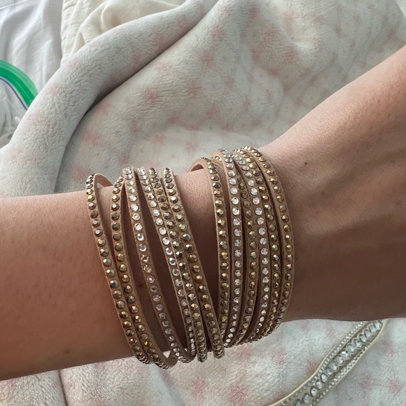 Authentic Swarovski slake wrap bracelet - Picture 1 of 2